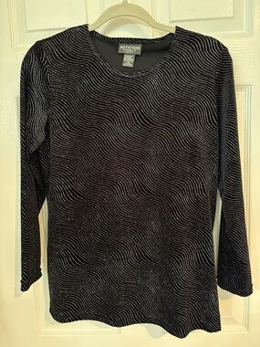 Notations Black Wave-Print Long-Sleeve Top with Silver Sparkle